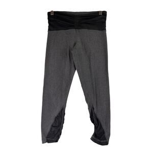 Lululemon Women's Grey Embrace Crop Leggings Size 6